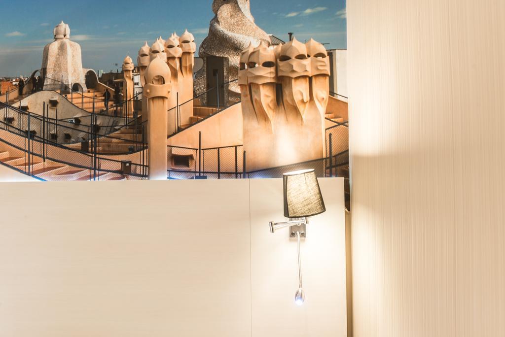 Hostal Bcn Ramblas Barcelona Buitenkant foto