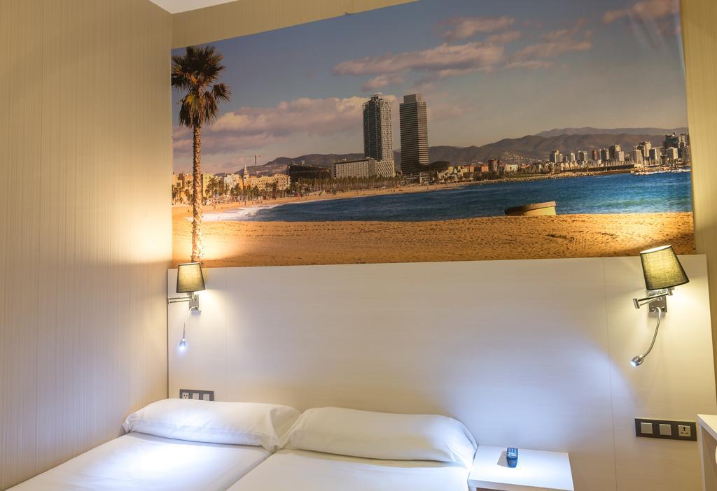 Hostal Bcn Ramblas Barcelona Buitenkant foto