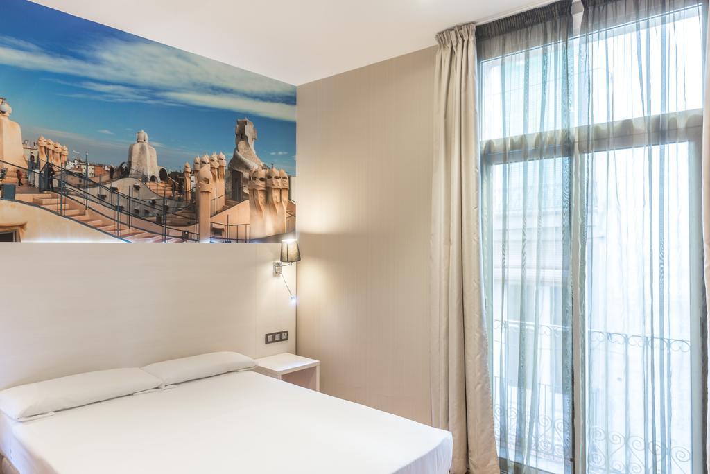 Hostal Bcn Ramblas Barcelona Buitenkant foto