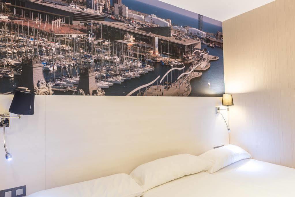 Hostal Bcn Ramblas Barcelona Buitenkant foto